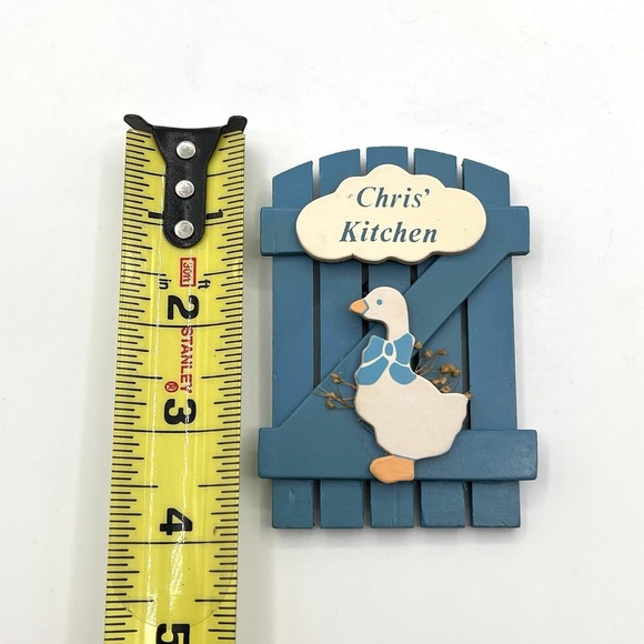 Vintage 80's CHRIS' Kitchen Blue Wood Country Goose RUSS Refrigerator Magnet - Picture 5 of 6